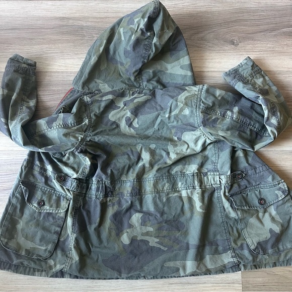 Peek Girls olive Green Camo Hooded Jacket XL 10 discounted shipping - Picture 8 of 8